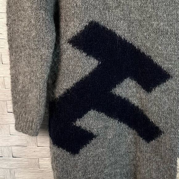 Band Of Outsiders kid mohair blend modern long soft, warm sweater winter neutral - Picture 2 of 9